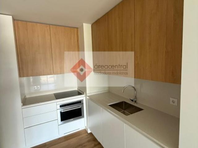 Apartamento alugar em Santa Clara, Lisboa