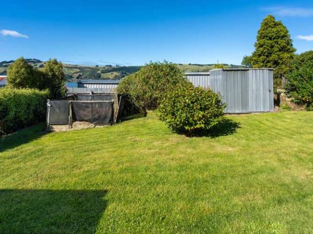 House for sale in Otakou