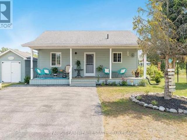 House for sale in Wasaga Beach, Ontario