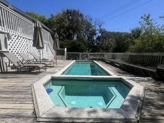 House for sale in Isle Of Palms, South Carolina