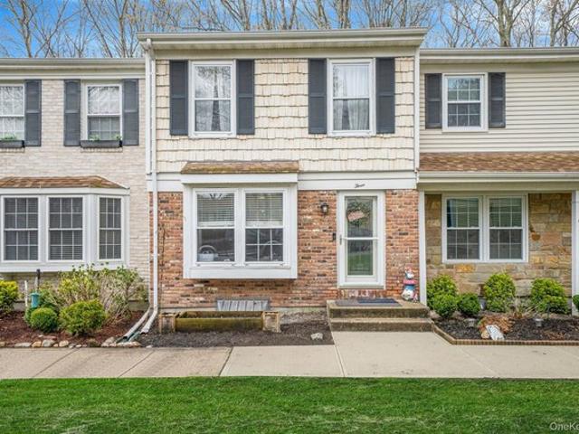 Condo for sale in Centereach, New York