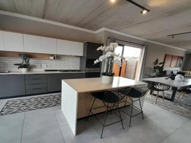 House for rent in Waterkloof, Gauteng