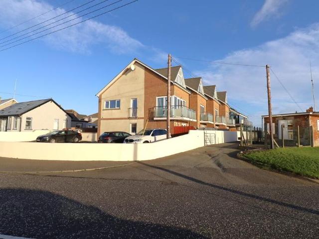 Townhouse for rent in Newry