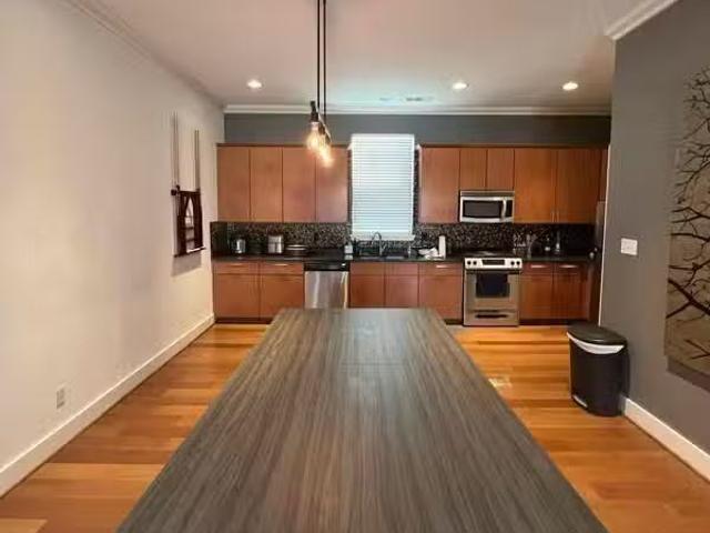 Condo for rent in Dallas
