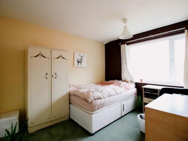 Apartment for rent in Saint Vincent's, Netherthorpe