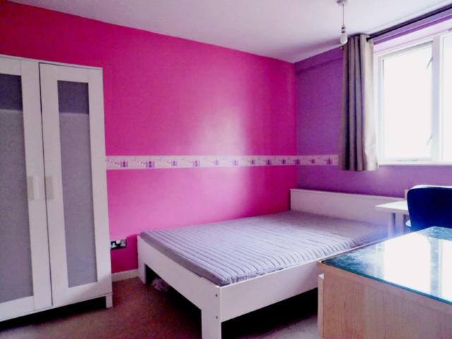 Apartment for rent in Saint George's, Netherthorpe