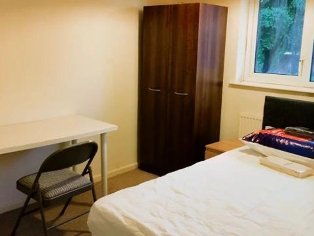 Apartment for rent in Saint Vincent's, Netherthorpe