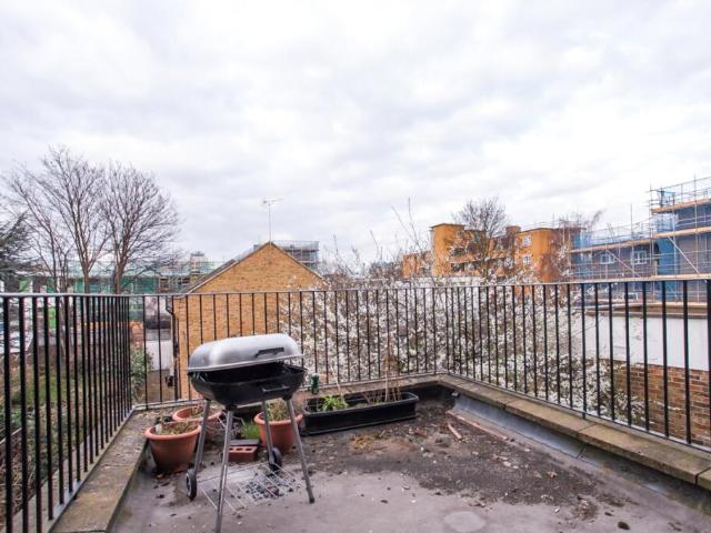 Flat for rent in Islington, Highbury