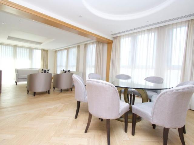 Flat for rent in Westminster