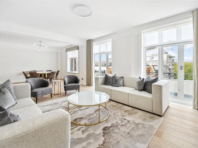 Flat for rent in Westminster, Mayfair Flat for rent in Westminster, Mayfair
