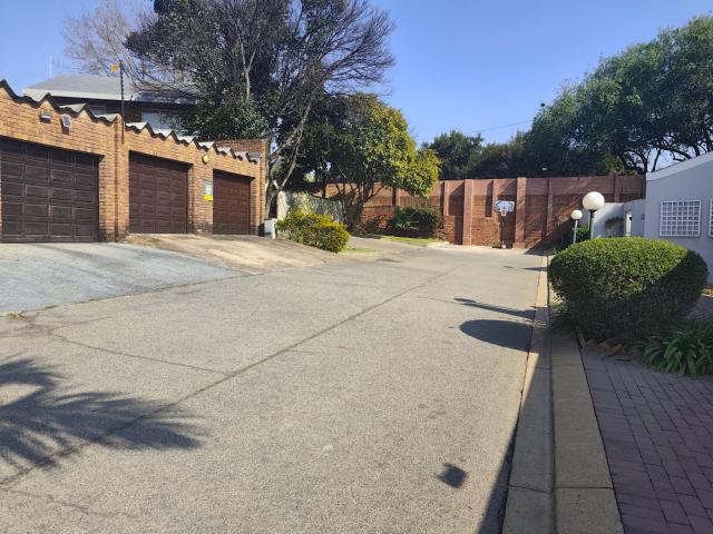 House for rent in Atholl Gardens, Sandton