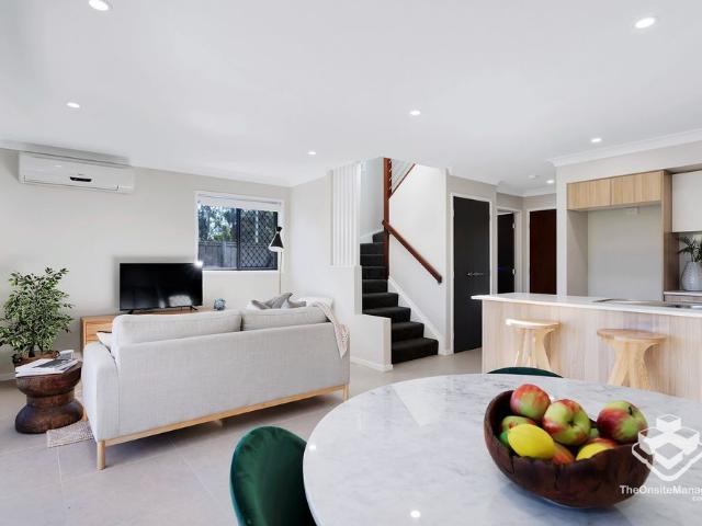 Townhouse for rent in Toombul, Queensland