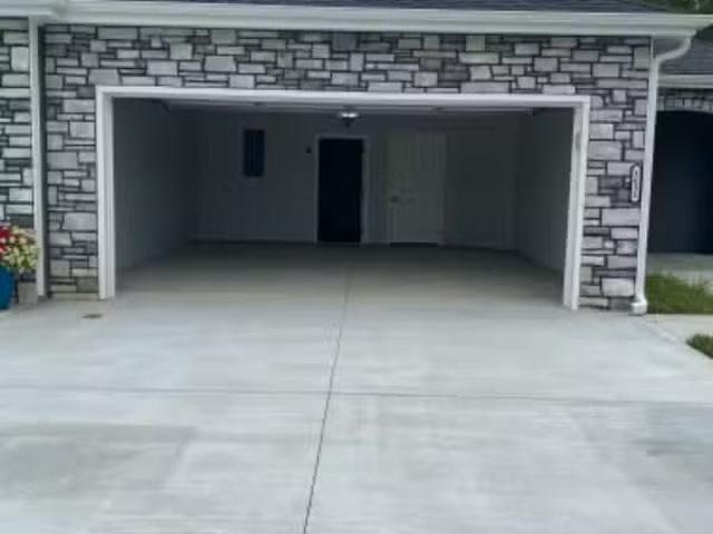 Condo for rent in Junction City