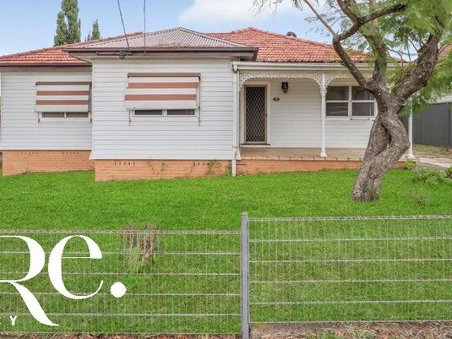 Duplex for rent in Sydney, New South Wales