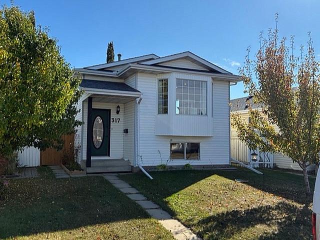 House for sale in Wedgewood, Alberta