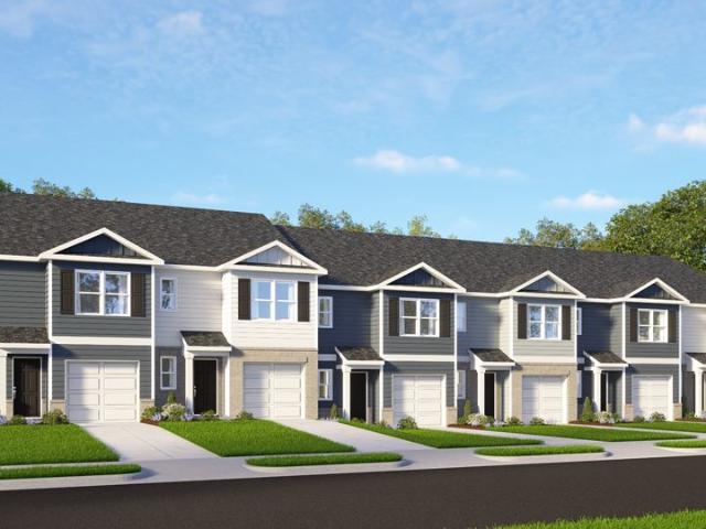 Townhouse for sale in Aberdeen, North Carolina