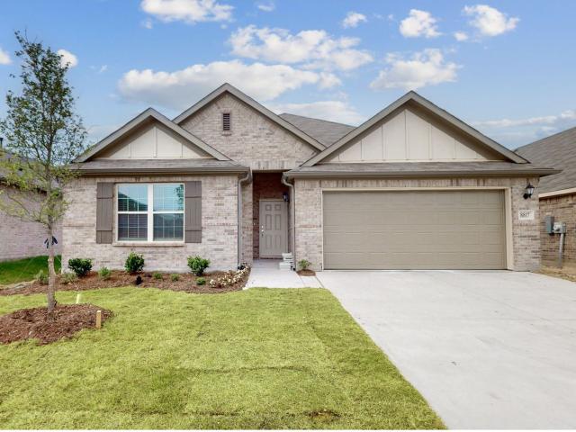 House for sale in Crowley, Texas