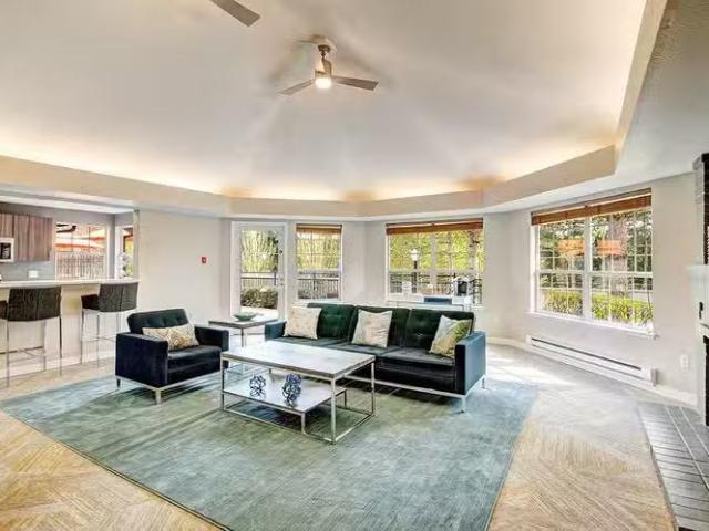 Condo for rent in Bothell