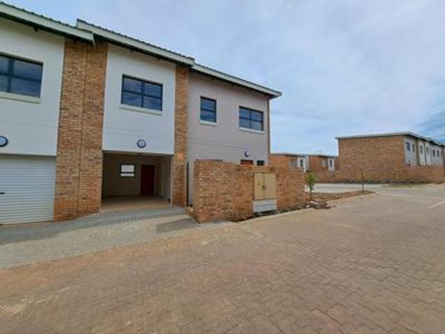 Townhouse for rent in Kungwini, Gauteng