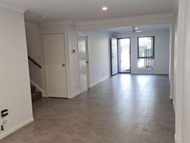 Townhouse for rent in Toombul, Queensland