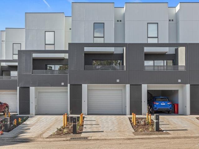 Townhouse for rent in Camerons Creek, Victoria