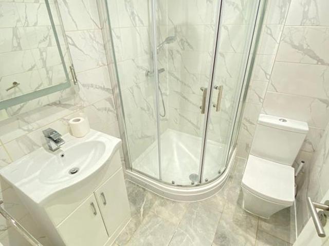 Apartment for rent in London Borough of Ealing, Hanwell