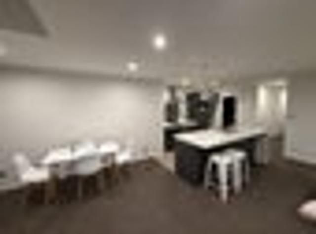 Townhouse for sale in Heathcote, Canterbury