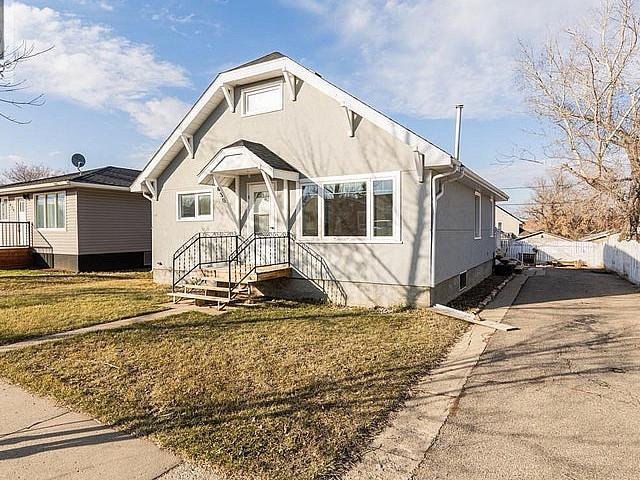 House for sale in Saskatchewan