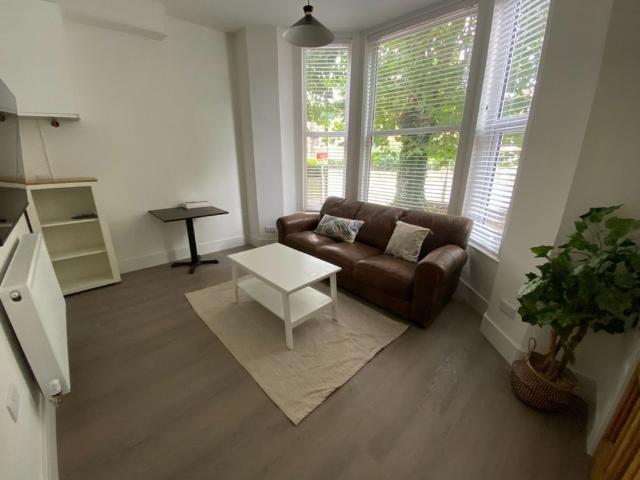 Apartment for rent in Abbey Park, Barton In Fabis