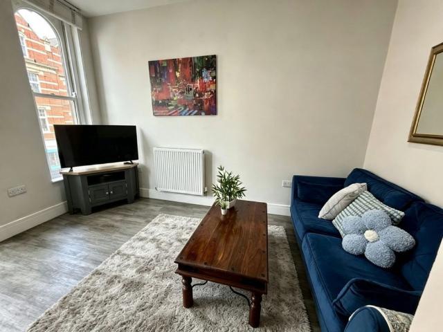 Room for rent in Attenborough, East Midlands