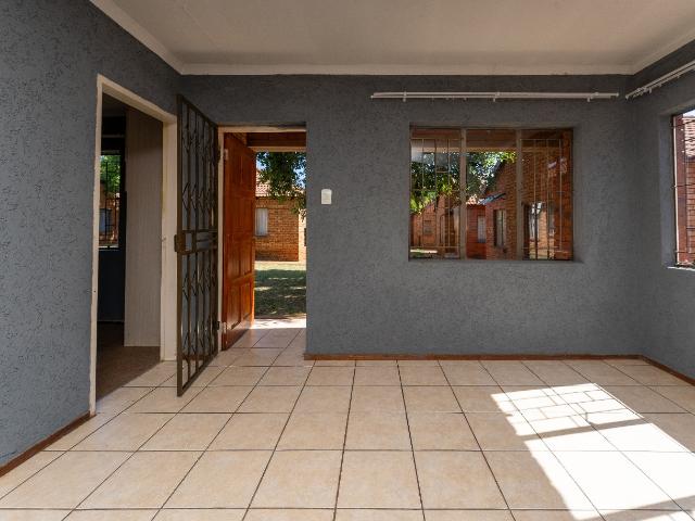 Apartment for rent in Protea Glen, Soweto