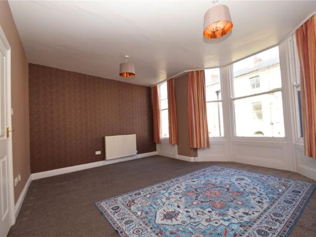 Apartment for rent in South Cliff, Kepwick