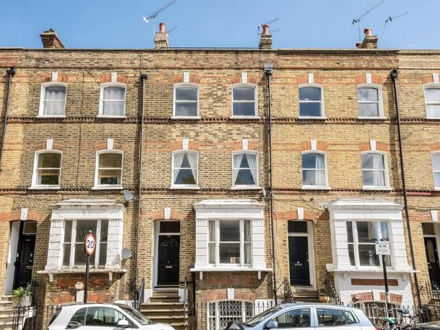 Apartment for rent in Camberwell, Kennington