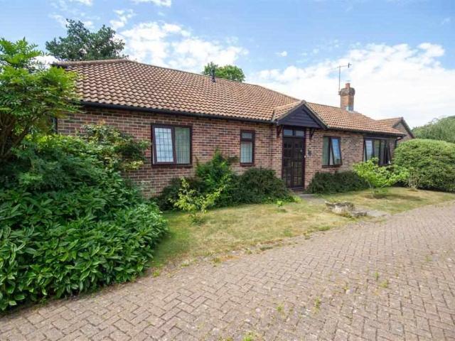 Bungalow for sale in Tonbridge, Kent