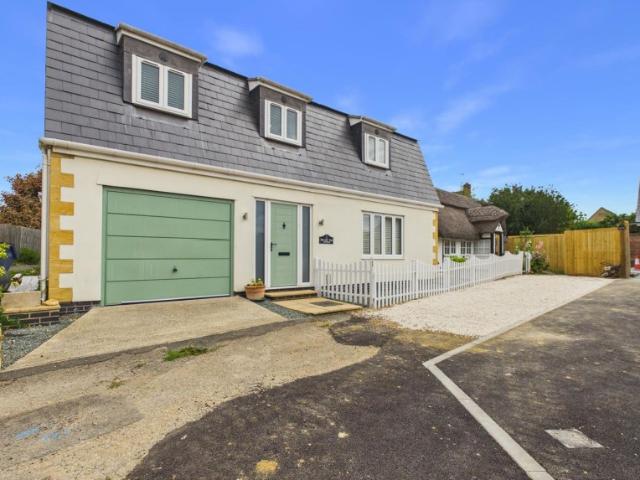 House for rent in Fossebridge, Gloucestershire