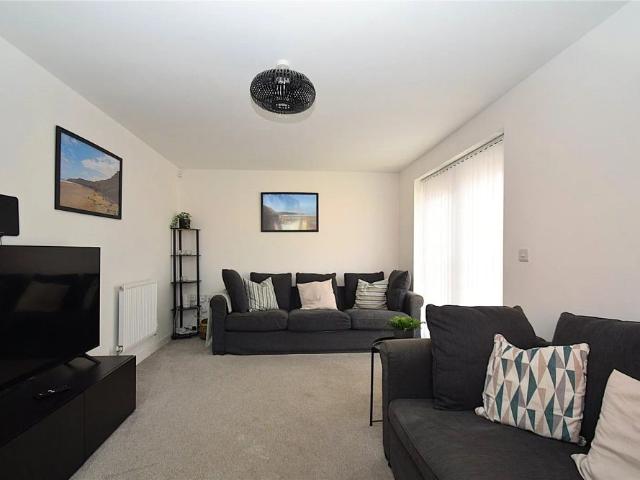 House for rent in Cayton
