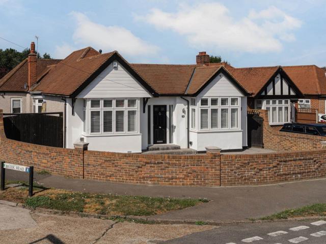House for rent in Stoneleigh, Ewell
