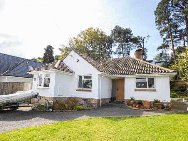 Farm for sale in Poole, Lilliput