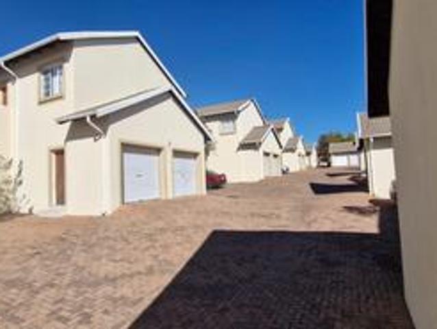 Townhouse for sale in Centurion