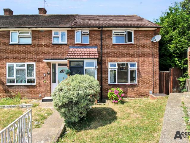 House for rent in Harold Hill, Greater London