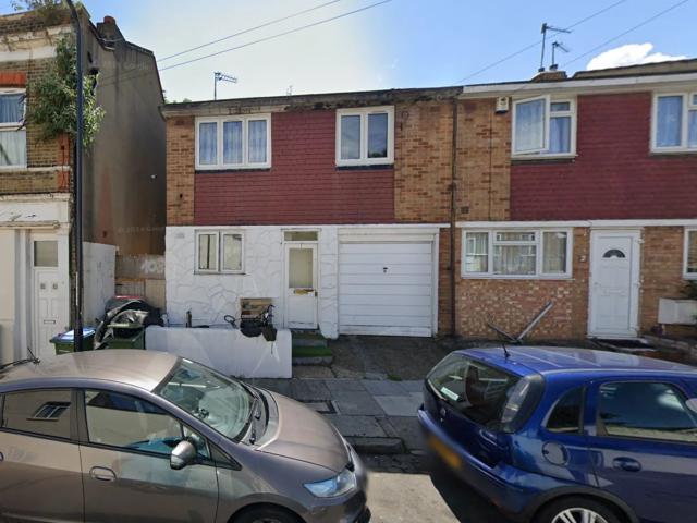 House for rent in Glyndon, Greater London