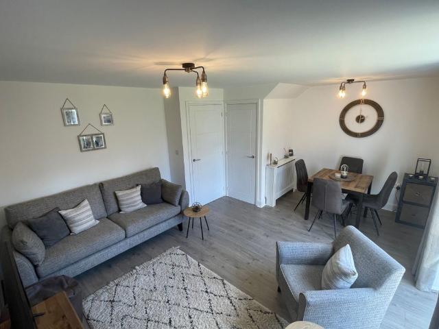 House for rent in Pinders Heath, West Yorkshire