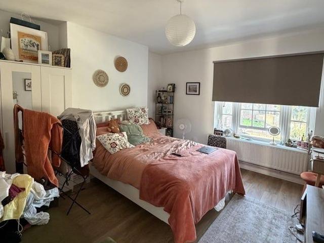 Apartment for rent in Kennington, Greater London