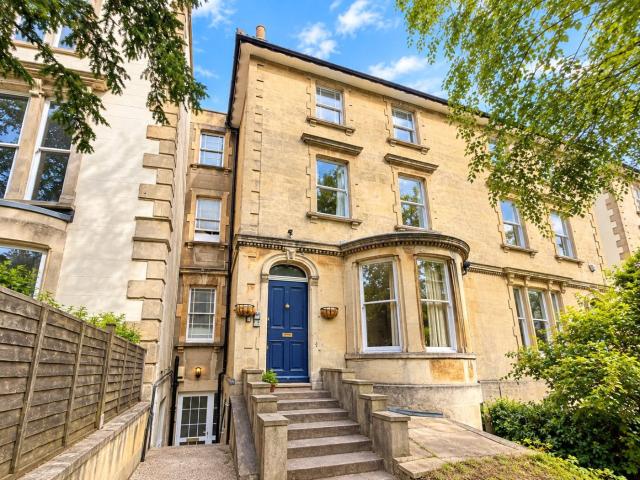 Apartment for rent in Cotham, Bristol