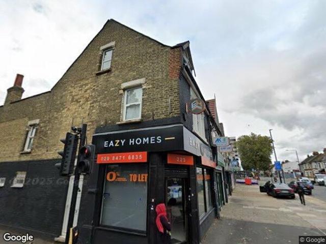 Apartment for rent in Plashet, Greater London