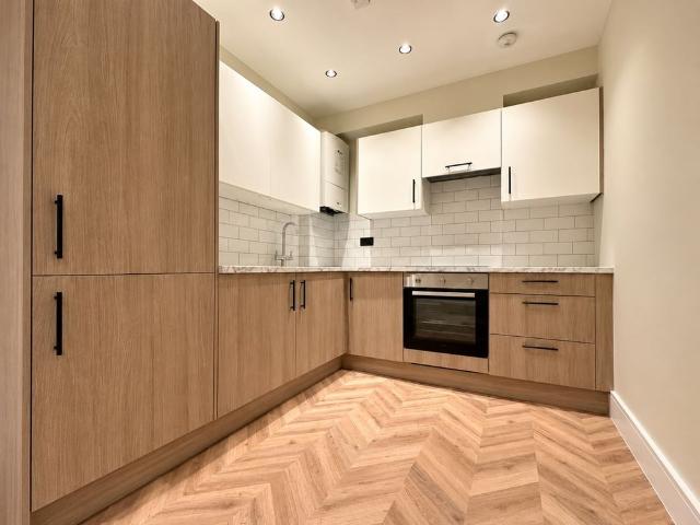 Apartment for rent in London Borough of Croydon, Greater London