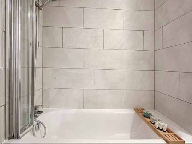 Apartment for rent in Churchill Gardens Estate, Pimlico