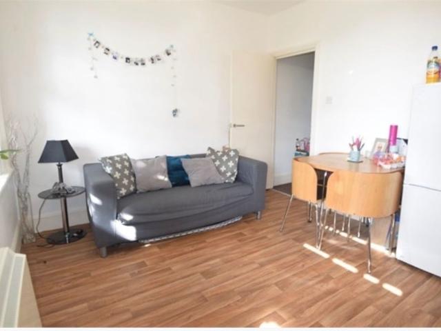 Apartment for rent in Camberwell, Greater London