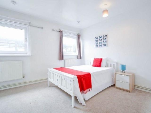 Apartment for rent in London Borough of Newham, Greater London