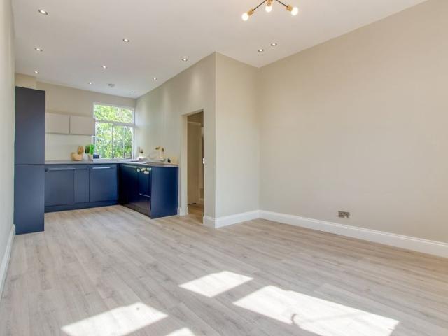 Apartment for rent in London Borough of Wandsworth, Greater London